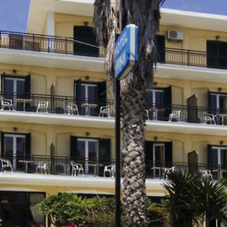 Niki Hotel サモス エクステリア 写真